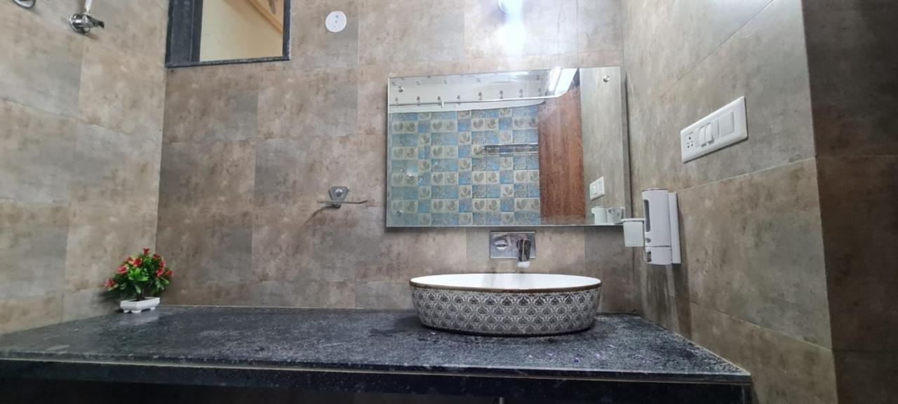 The Rustic Villa, A Stay With Luxuries Amenities And Exotic Nature Джайпур Екстериор снимка