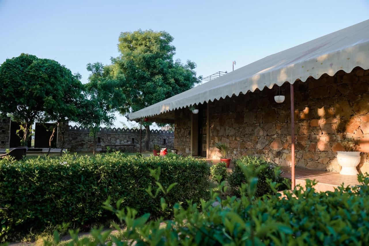 The Rustic Villa, A Stay With Luxuries Amenities And Exotic Nature Джайпур Екстериор снимка