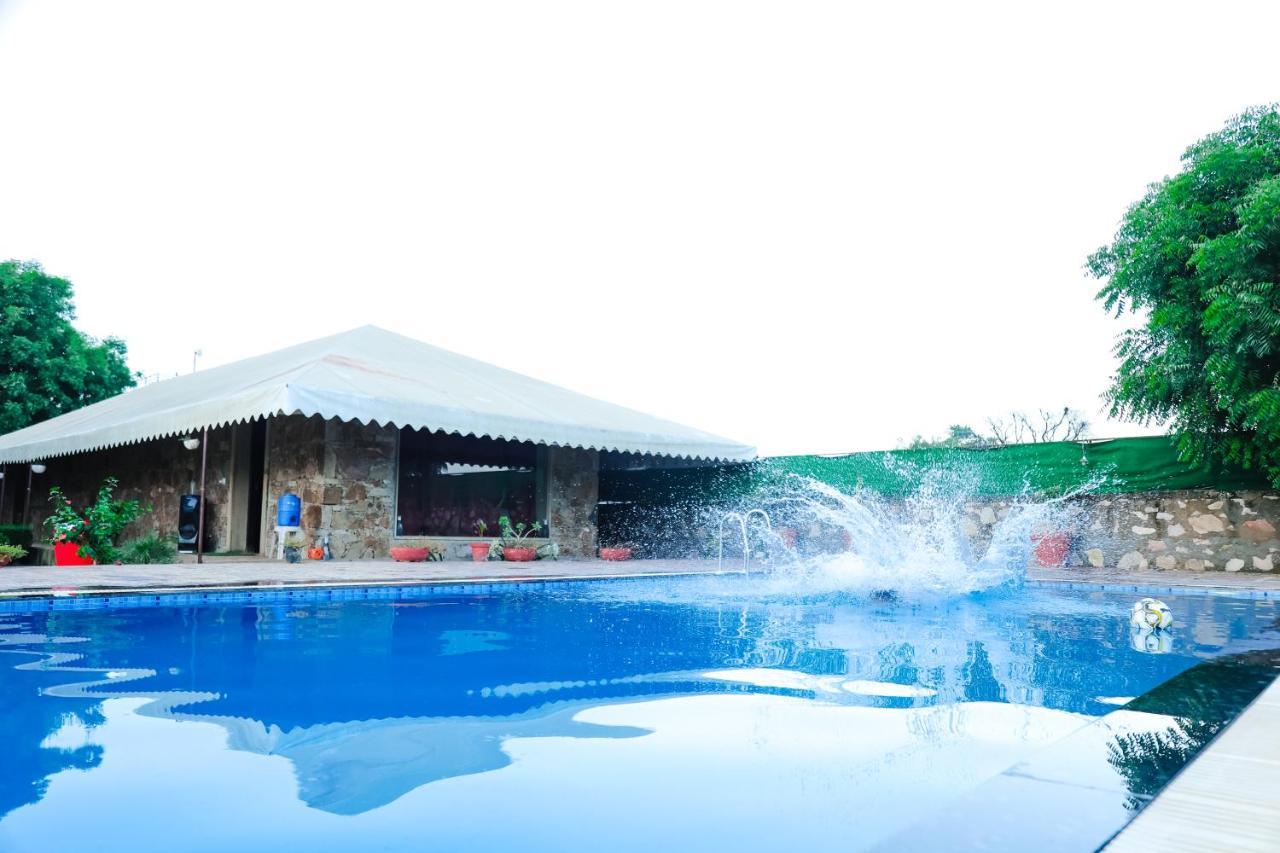 The Rustic Villa, A Stay With Luxuries Amenities And Exotic Nature Джайпур Екстериор снимка