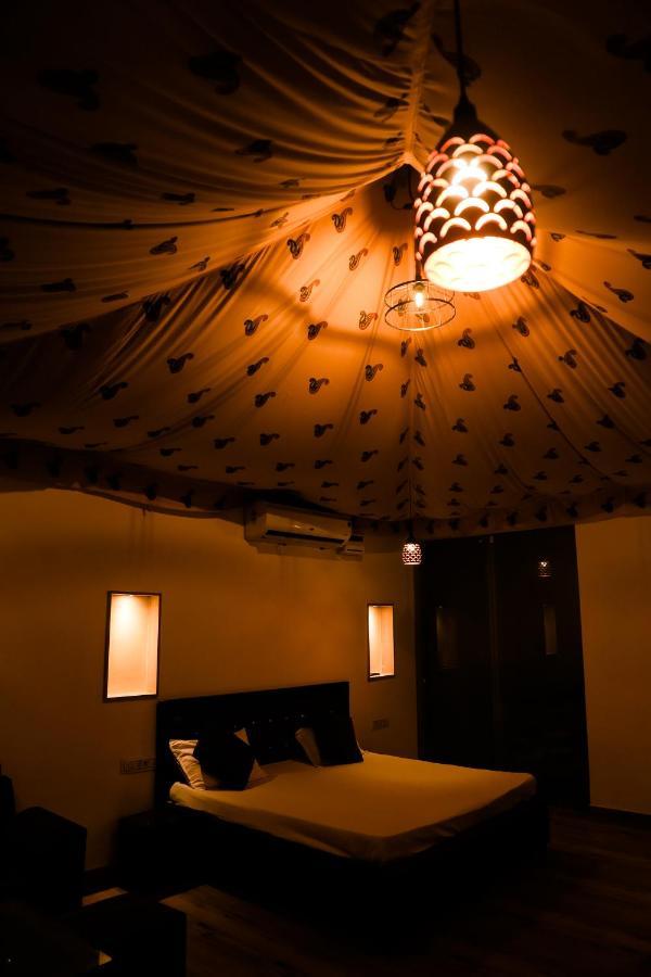 The Rustic Villa, A Stay With Luxuries Amenities And Exotic Nature Джайпур Екстериор снимка